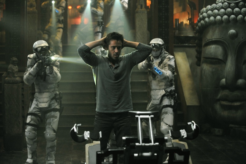 Colin Farrell stars in Columbia Pictures' "Total Recall."