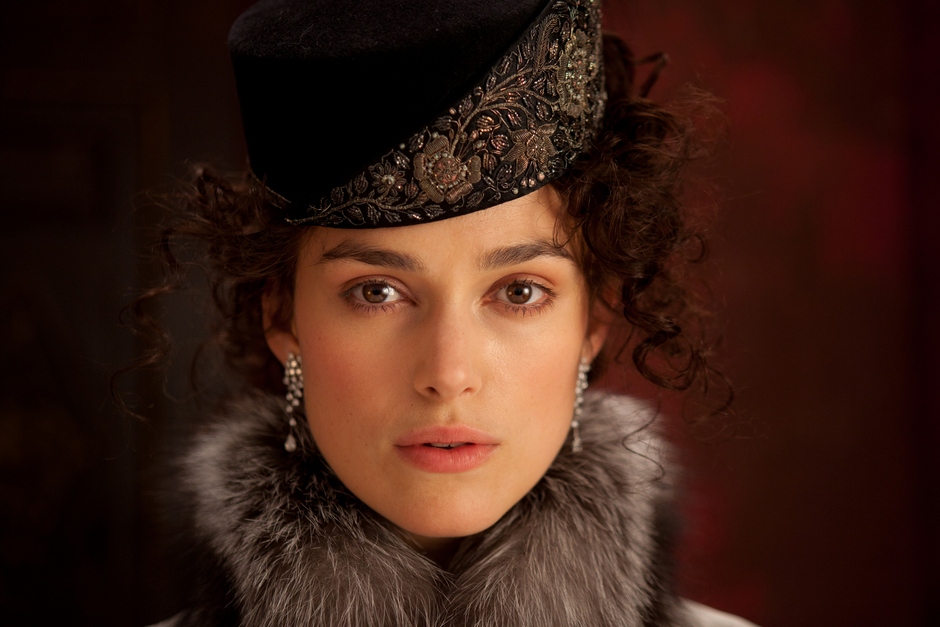 Keira Knightley stars as Anna in Joe Wright's ANNA KARENINA, a Focus Features release.Credit: Laurie Sparham